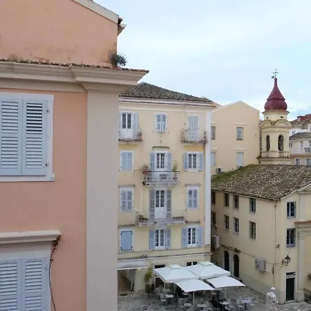 Ella's Stunning Pad *