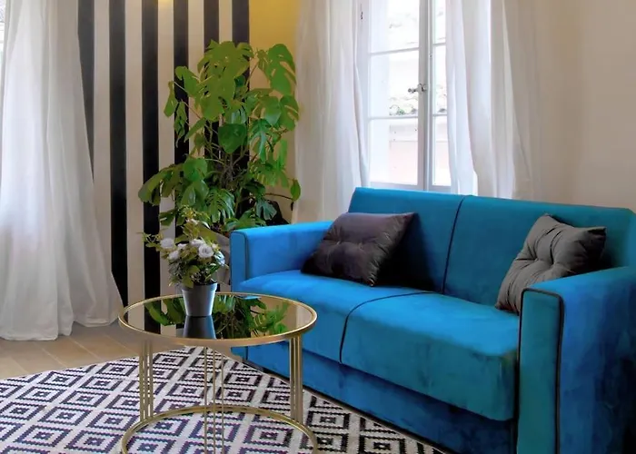 Ella's Stunning Pad דירה *