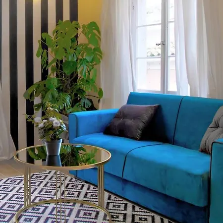 Ella's Stunning Pad Lägenhet *